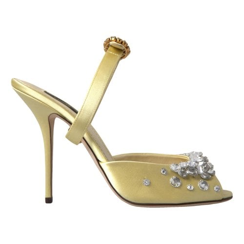Pre-owned Dolce & Gabbana Mary Jane Leather Heels In Yellow