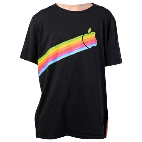 Pre-owned Apple T-shirt In Black
