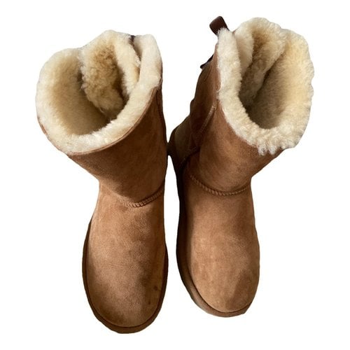 Pre-owned Ugg Boots In Camel