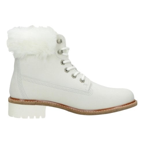 Pre-owned Tamaris Cloth Snow Boots In White