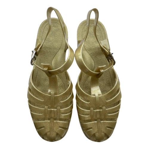 Pre-owned Celine Sandal In Gold
