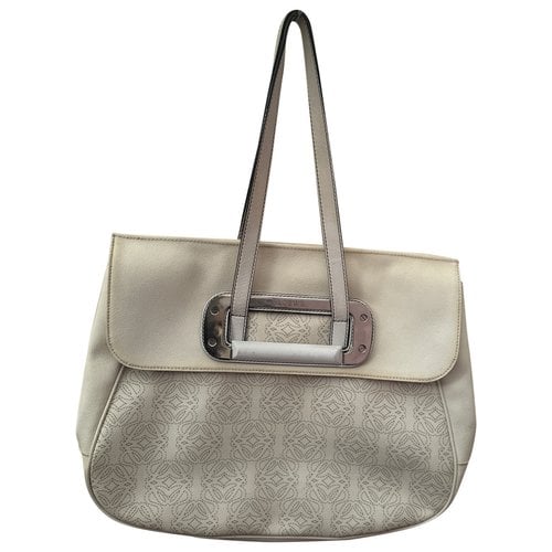 Pre-owned Loewe Leather Tote In White