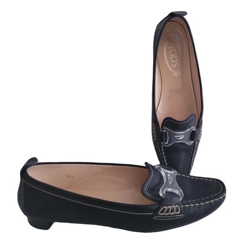 Pre-owned Tod's Gommino Leather Flats In Black