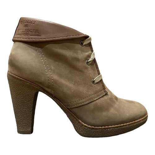 Pre-owned Tommy Hilfiger Leather Ankle Boots In Beige