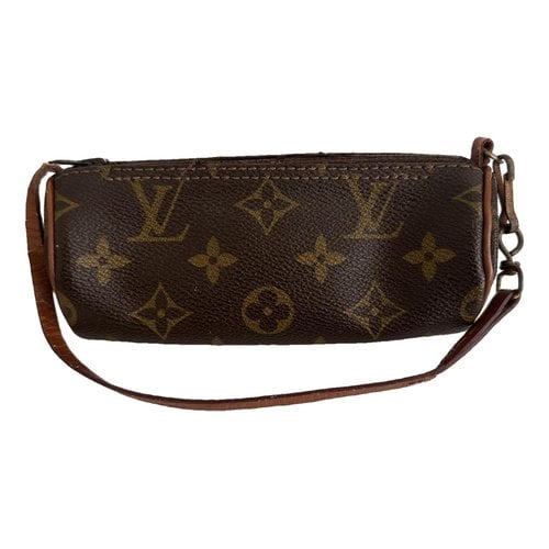 Pre-owned Louis Vuitton Leather Purse In Brown