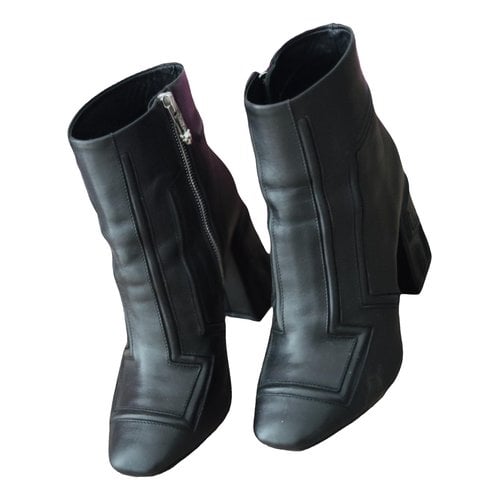 Pre-owned Marc Cain Leather Ankle Boots In Black