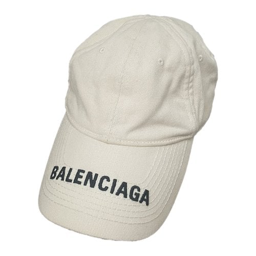Pre-owned Balenciaga Cap In Ecru