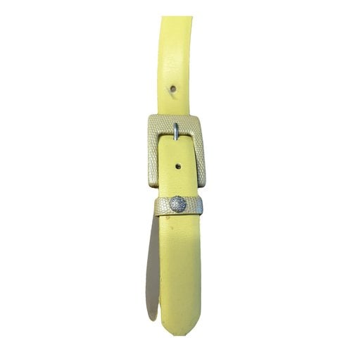 Pre-owned Versace Leather Belt In Yellow