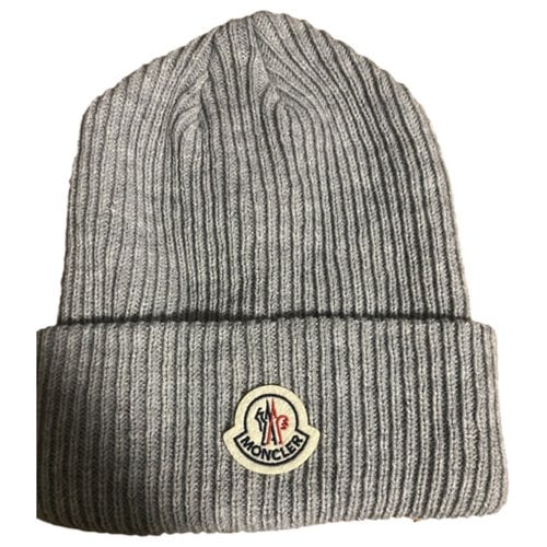 Pre-owned Moncler Hat In Grey
