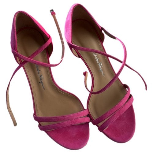 Pre-owned Ferragamo Heels In Pink