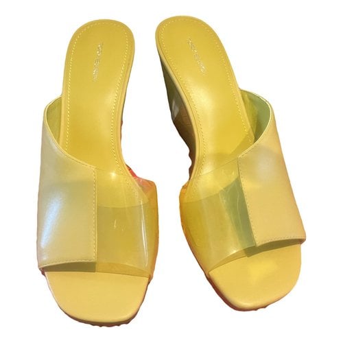 Pre-owned Tory Burch Leather Mules & Clogs In Yellow