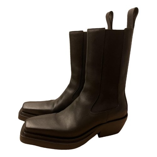 Pre-owned Bottega Veneta Leather Boots In Black
