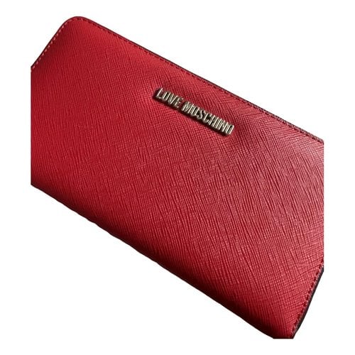 Pre-owned Moschino Love Vegan Leather Card Wallet In Red