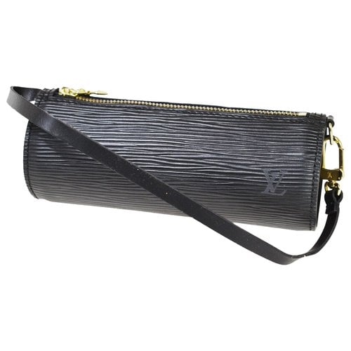Pre-owned Louis Vuitton Papillon Leather Clutch Bag In Black