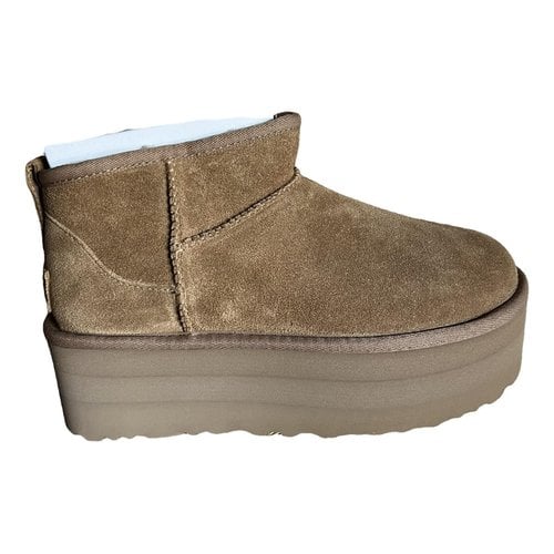 Pre-owned Ugg Ankle Boots In Camel