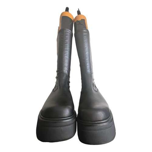 Pre-owned Vagabond Leather Boots In Black