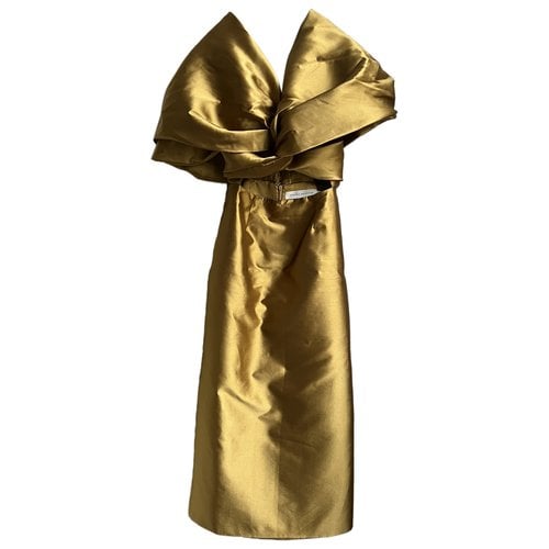 Pre-owned Sandra Mansour Mid-length Dress In Gold