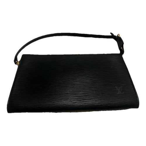 Pre-owned Louis Vuitton Pochette Accessoire Leather Mini Bag In Black