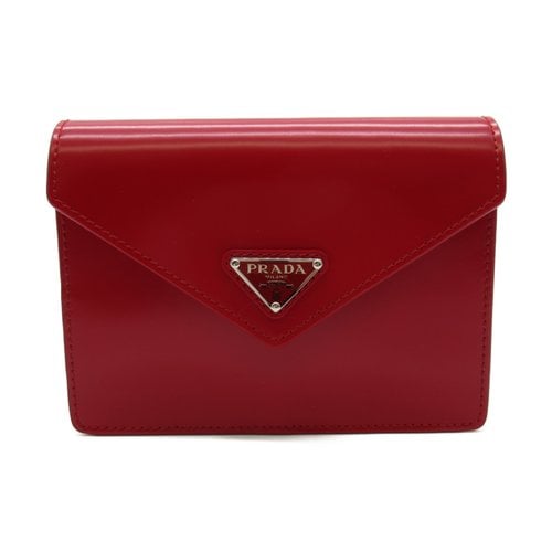Pre-owned Prada Leather Purse In Red