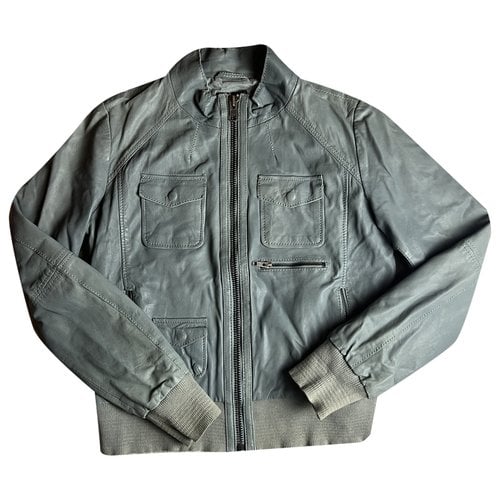 Pre-owned Ikks Leather Short Vest In Grey
