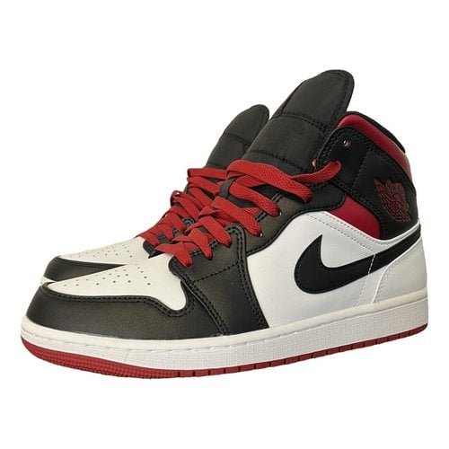 Pre-owned Nike Leather High Trainers In Red