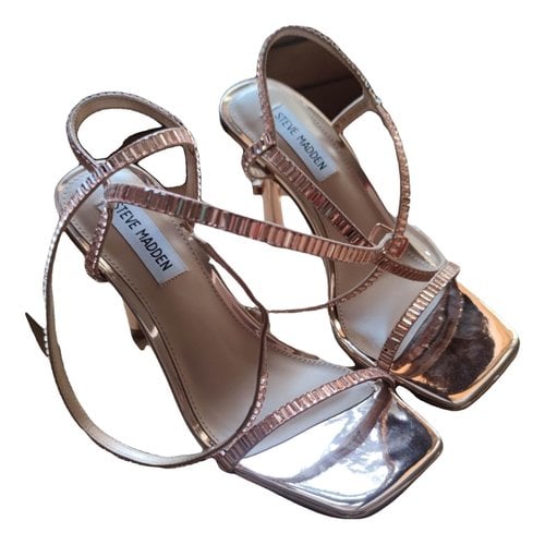 Pre-owned Steve Madden Leather Sandal In Metallic
