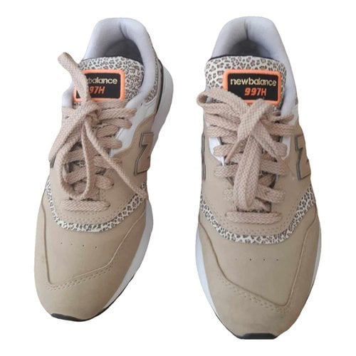 Pre-owned New Balance Patent Leather Trainers In Beige