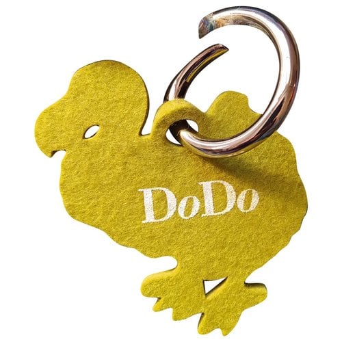Pre-owned Dodo Wool Key Ring In Khaki
