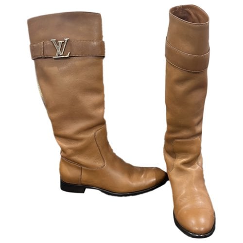 Pre-owned Louis Vuitton Leather Riding Boots In Camel