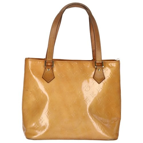 Pre-owned Louis Vuitton Houston Patent Leather Handbag In Orange