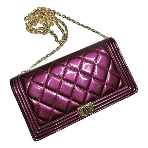 Pre-owned Chanel Boy Patent Leather Wallet In Purple