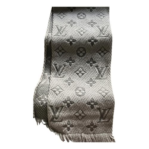 Pre-owned Louis Vuitton Logomania Wool Scarf In Grey