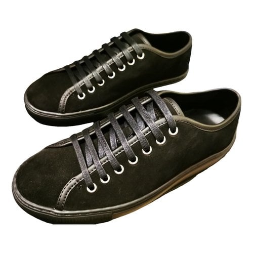 Pre-owned Hugo Boss Trainers In Black