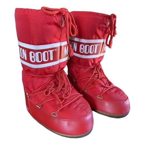 Pre-owned Moon Boot Cloth Boots In Red