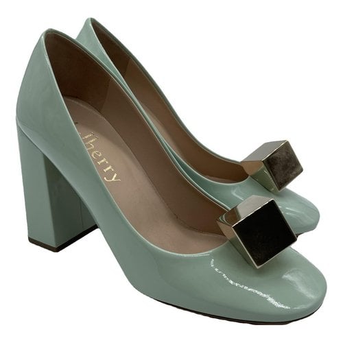 Pre-owned Mulberry Patent Leather Heels In Green