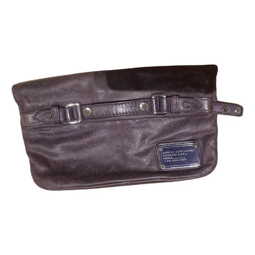 Pre-owned Marc By Marc Jacobs Leather Clutch Bag In Purple