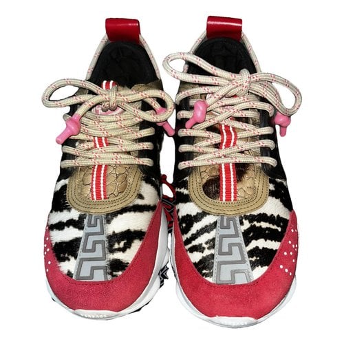Pre-owned Versace Chain Reaction Leather Trainers In Red