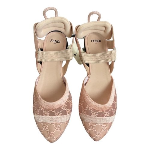 Pre-owned Fendi Leather Sandal In Pink