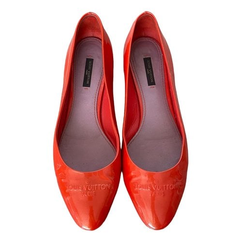 Pre-owned Louis Vuitton Patent Leather Ballet Flats In Orange