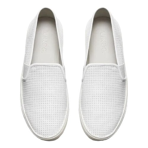 Pre-owned Vince Leather Flats In White