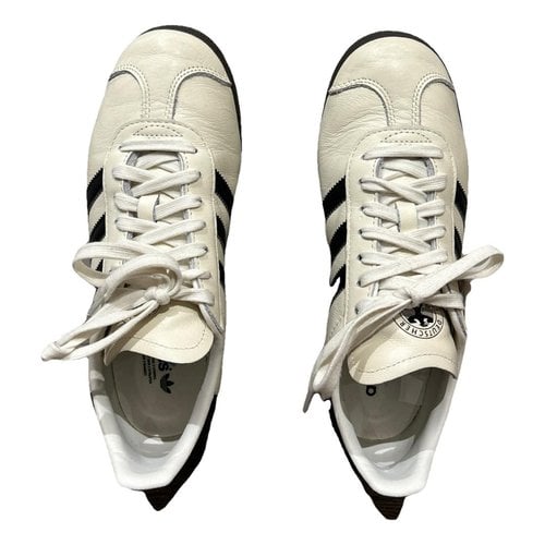 Pre-owned Adidas Originals Gazelle Leather Trainers In White