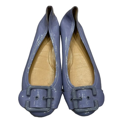 Pre-owned Chloé Patent Leather Ballet Flats In Purple