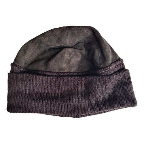 Pre-owned Giorgio Armani Wool Hat In Brown