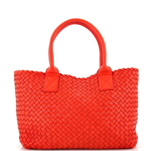 Pre-owned Bottega Veneta Leather Handbag In Red