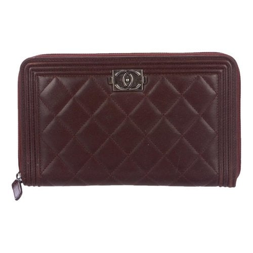 Pre-owned Chanel Leather Wallet In Red