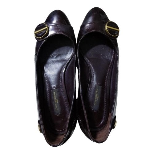Pre-owned Louis Vuitton Patent Leather Ballet Flats In Purple