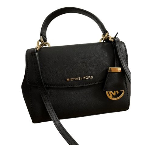 Pre-owned Michael Kors Ava Leather Crossbody Bag In Black