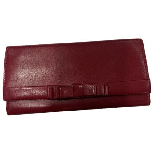 Pre-owned Valentino Garavani Leather Wallet In Red
