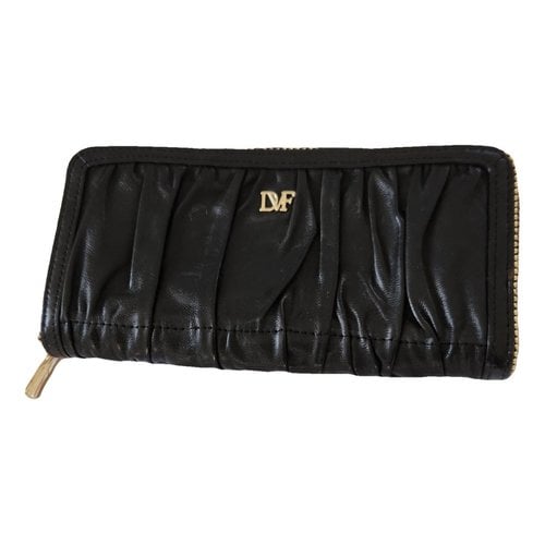 Pre-owned Diane Von Furstenberg Leather Clutch Bag In Black