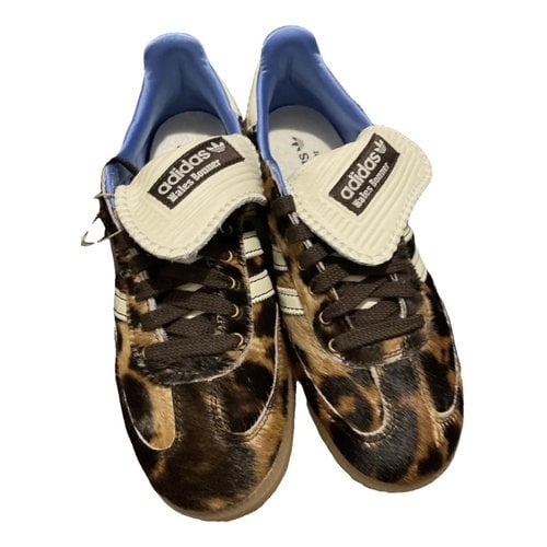 Pre-owned Adidas Originals Gazelle Faux Fur Trainers In Other